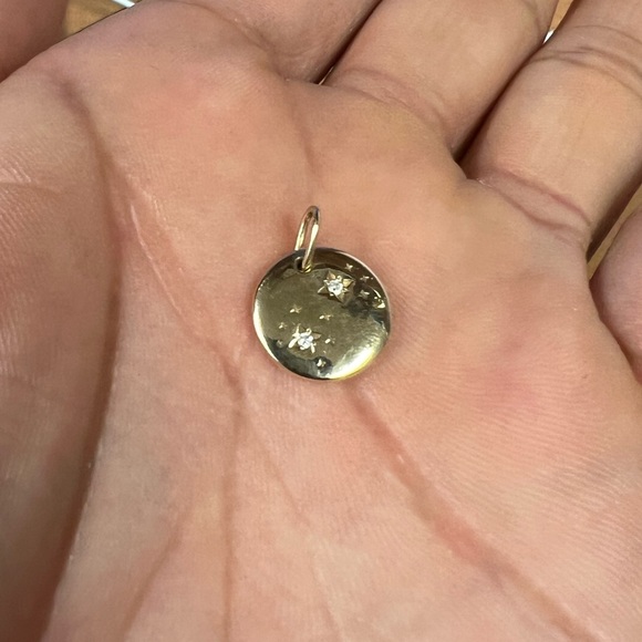 SCORPIO ZODIAC CHARM PENDANT - MEJURI - SOLID 14K YELLOW GOLD - Picture 5 of 7